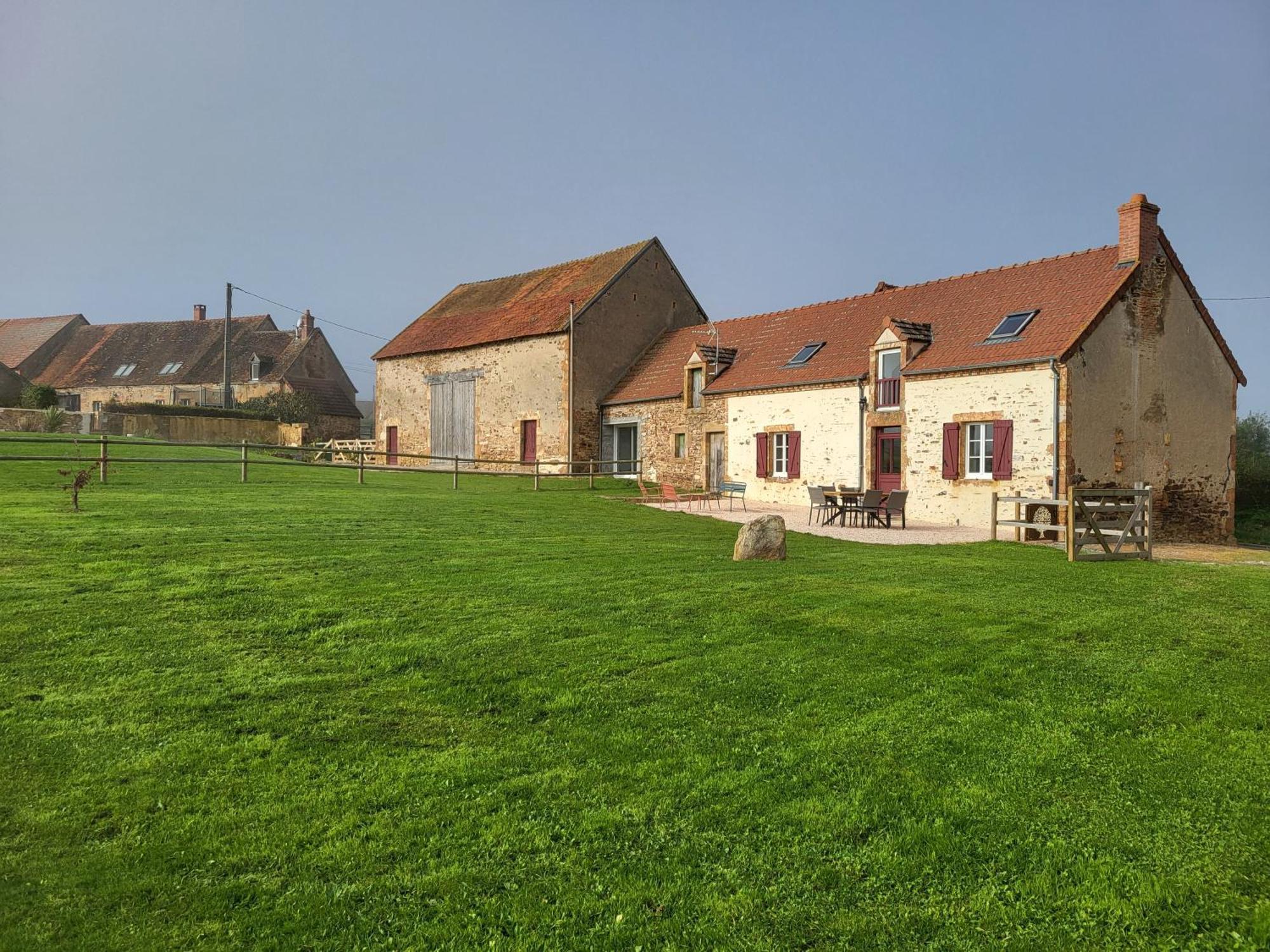 Gite Au Centre De La France Vesdun المظهر الخارجي الصورة